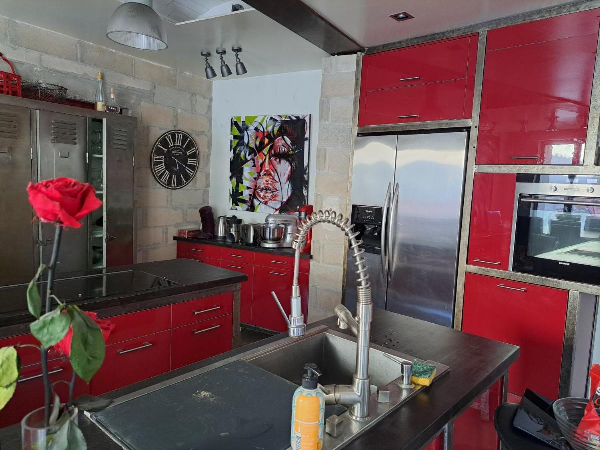 L'Appartement - Chambre Avec Salle De Bains Et Wc Dans Une Galerie D'Art Montbeliard Luaran gambar
